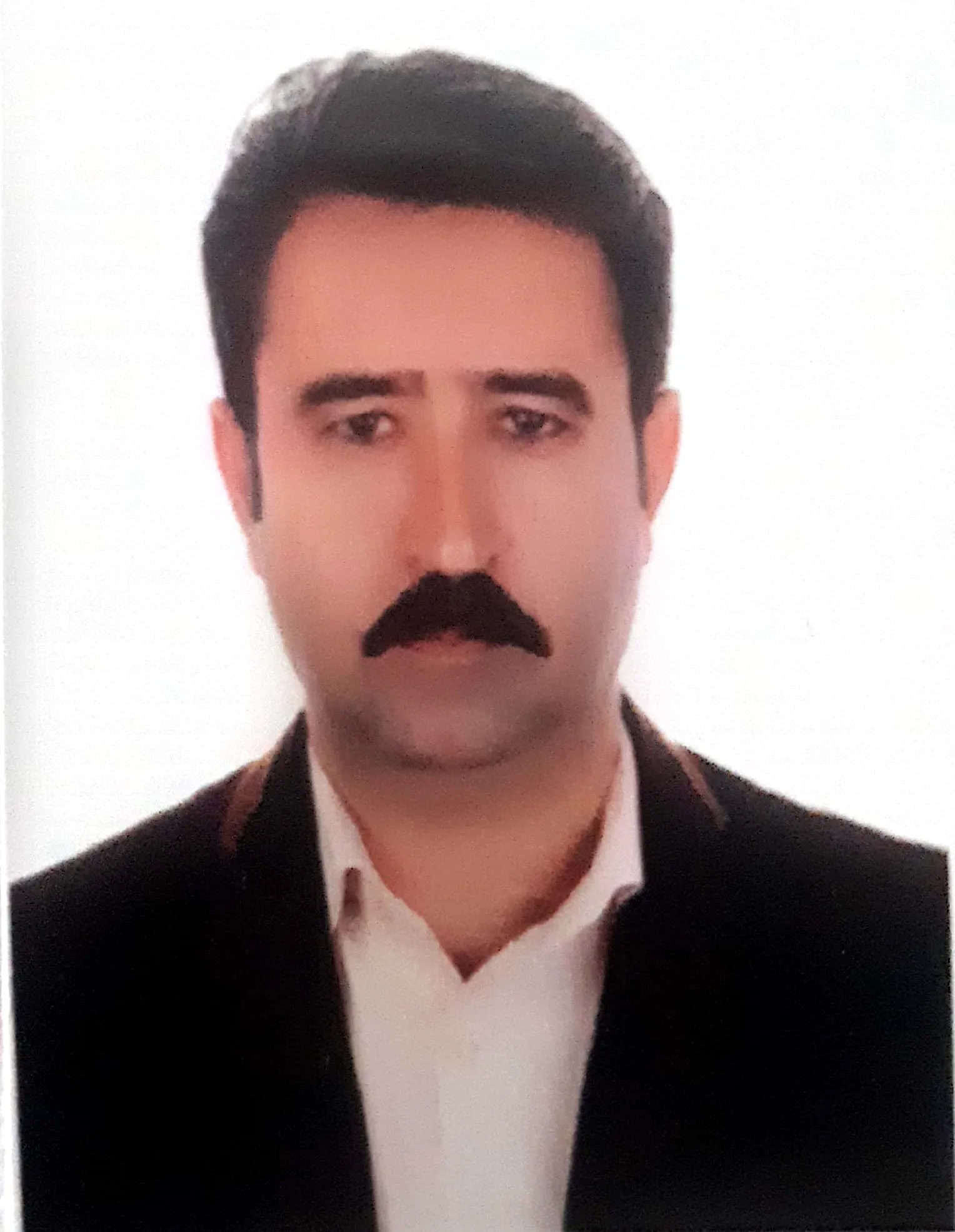 تصویر کارمند سید رضا صادقی