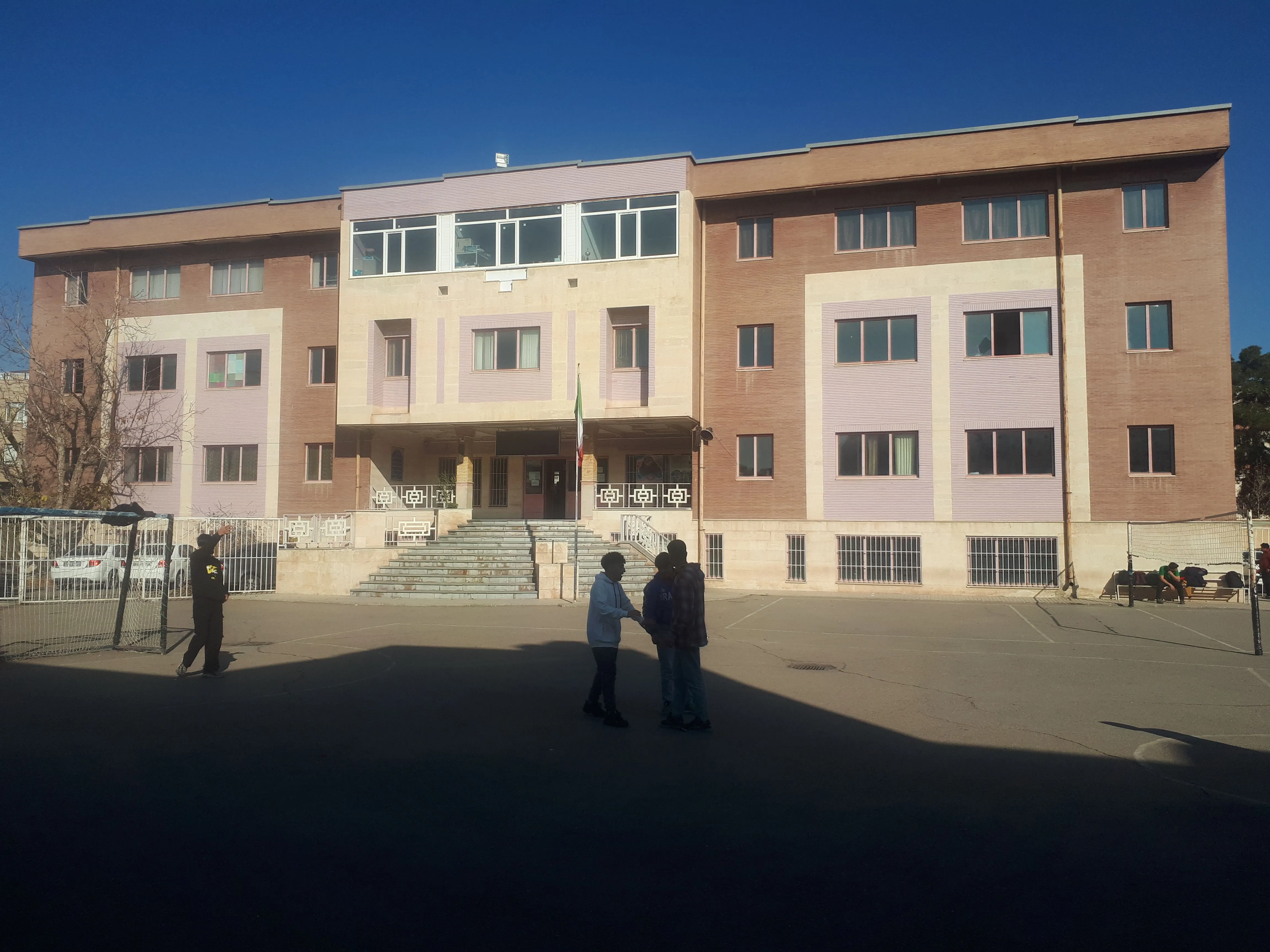 هنرستان شهید عظیمی